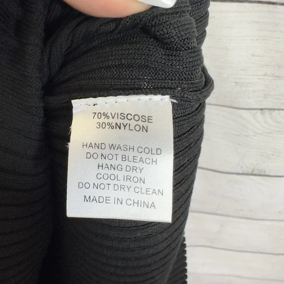 All : Row Ribbed Knit Dress‎ Size Medium Black Very Stretchy Modern Minimalist - Picture 8 of 9